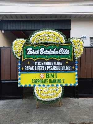 Papan Bunga Duka di Maruyung