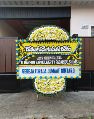 Papan Bunga Duka di Maruyung