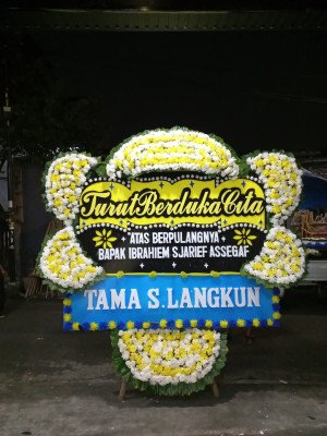 Papan Bunga Duka di Maruyung